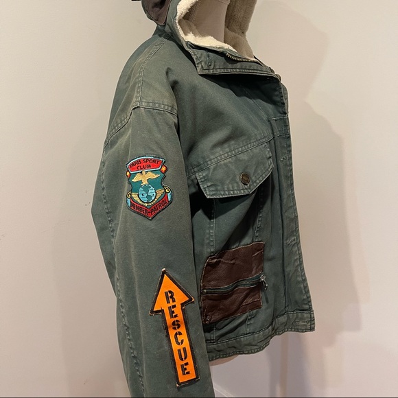 ✨HP✨🤘Vintage 80’s bomber coat - Picture 4 of 5